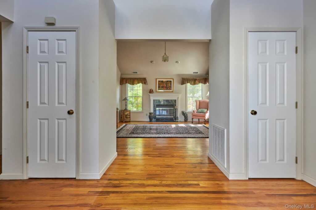 111 Sandalwood Lane, Rhinebeck, NY 12572 - Photo 5 of 27