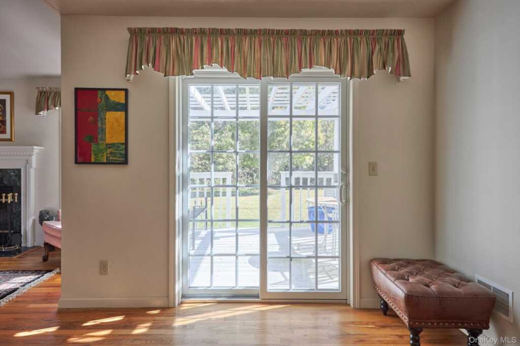 111 Sandalwood Lane, Rhinebeck, NY 12572 - Photo 8 of 27