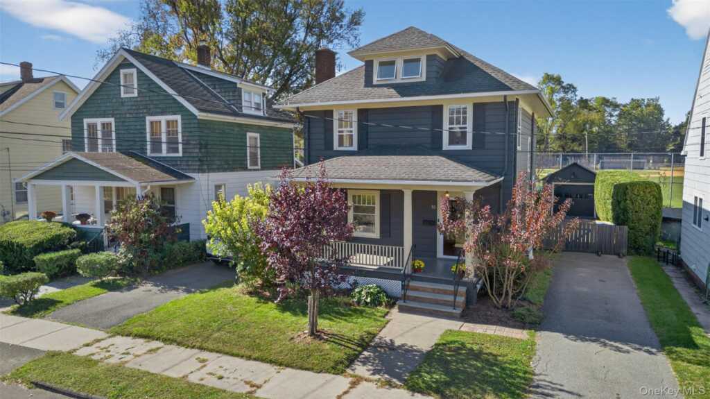 35 Roosevelt Avenue, Kingston, NY 12401