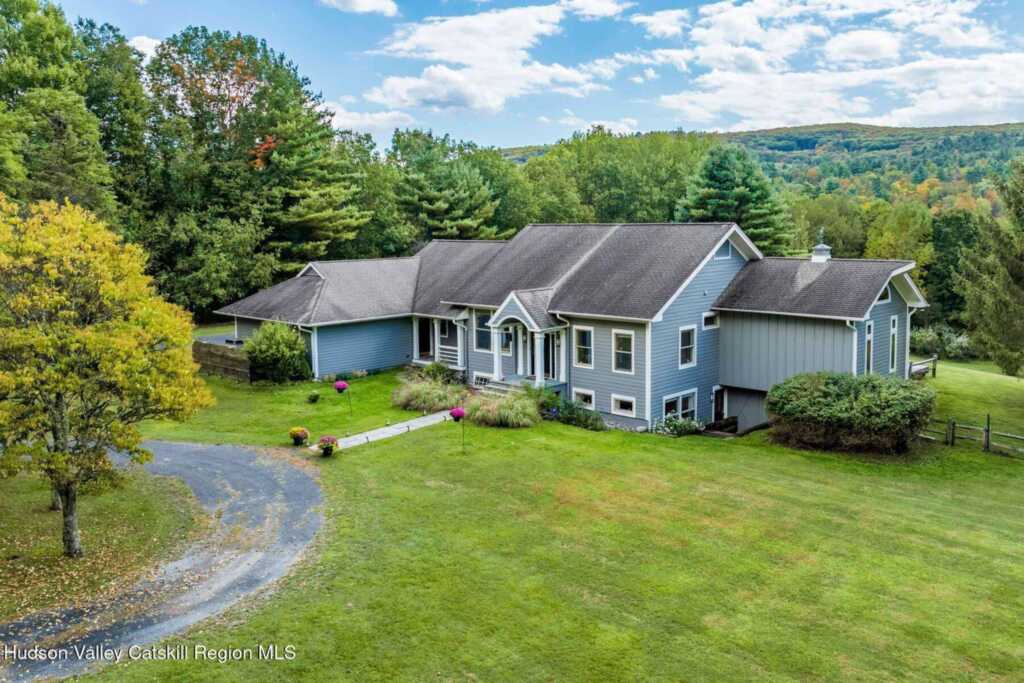 9 Cooper Lake Road, Woodstock, NY 12409