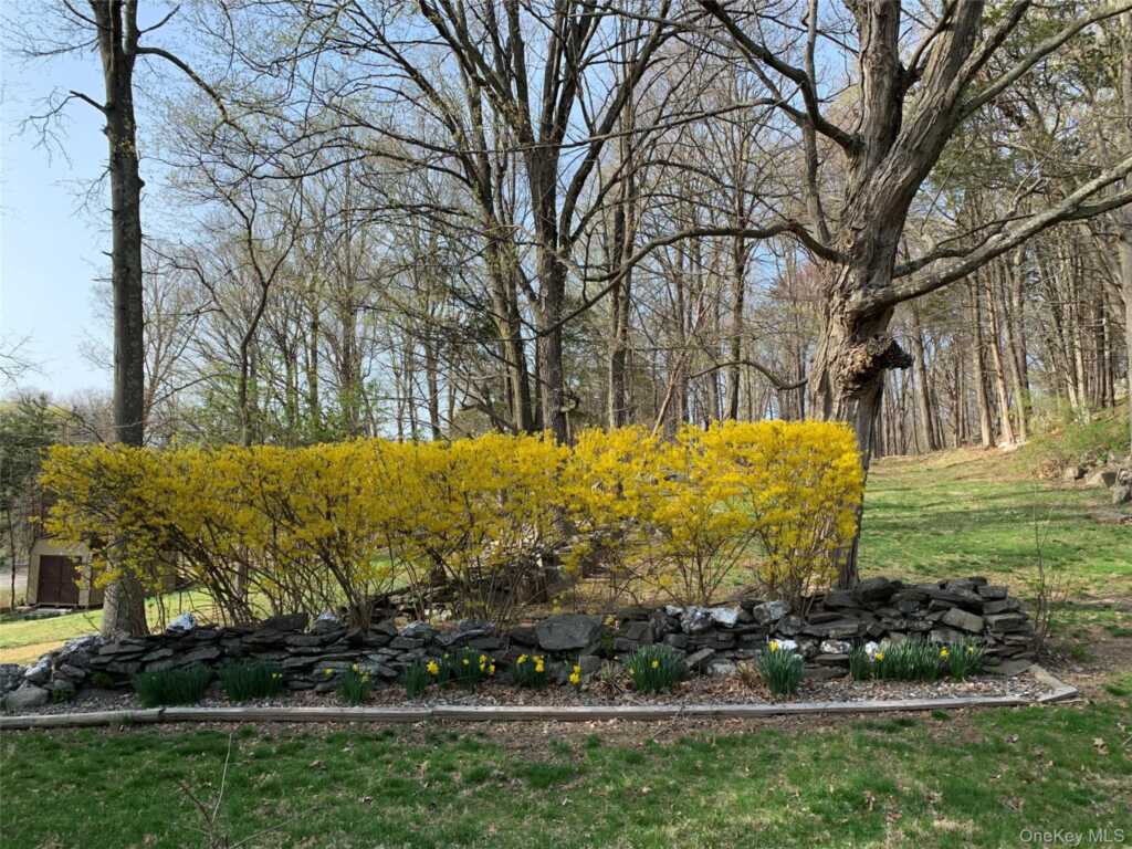 2 Haggerty Hill Road, Rhinebeck, NY 12572 - Photo 27 of 40