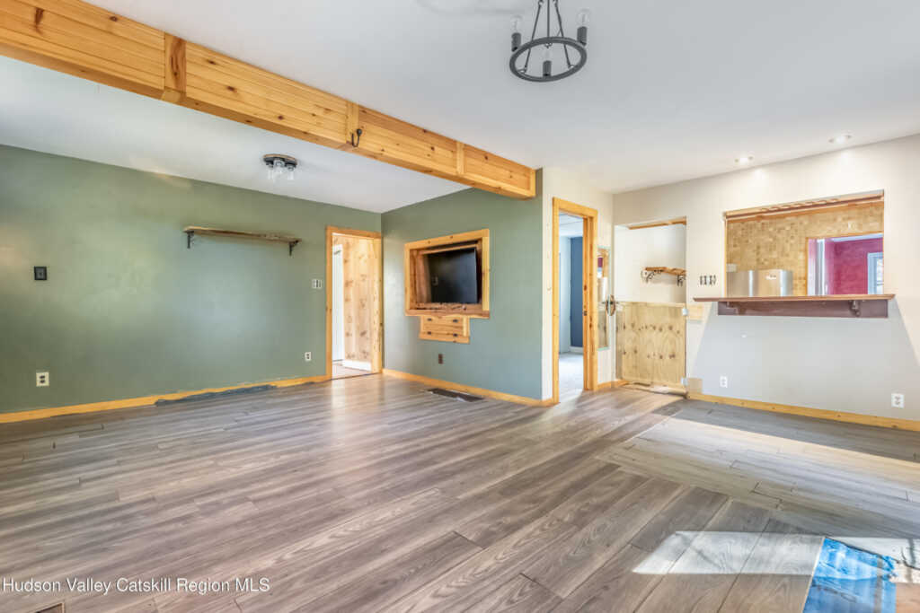 302 Pine Tree Lane, Kingston, NY 12401 - Photo 19 of 33