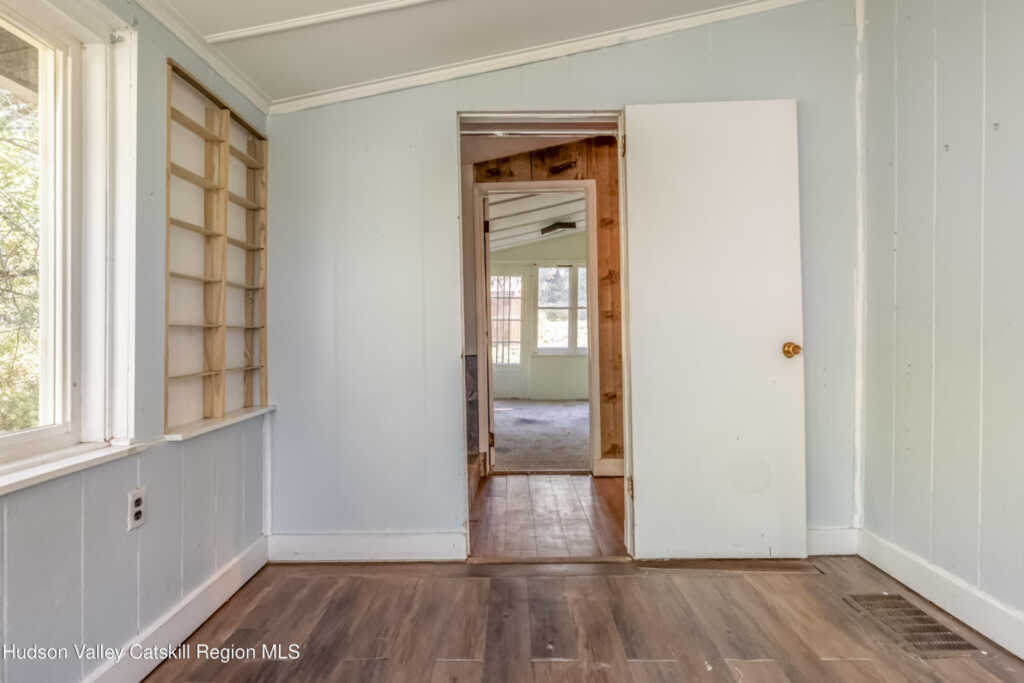 302 Pine Tree Lane, Kingston, NY 12401 - Photo 26 of 33