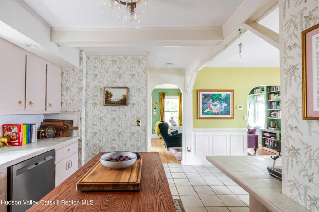 306 Chester Street, Kingston, NY 12401 - Photo 18 of 50