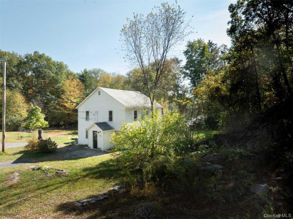 98 Nista Road, Saugerties, NY 12477 - Photo 36 of 37