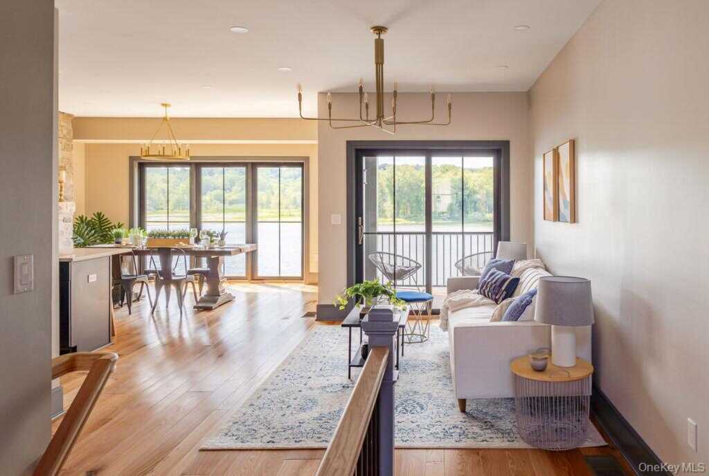 8 Icehouse Drive, Saugerties, NY 12477 - Photo 4 of 35