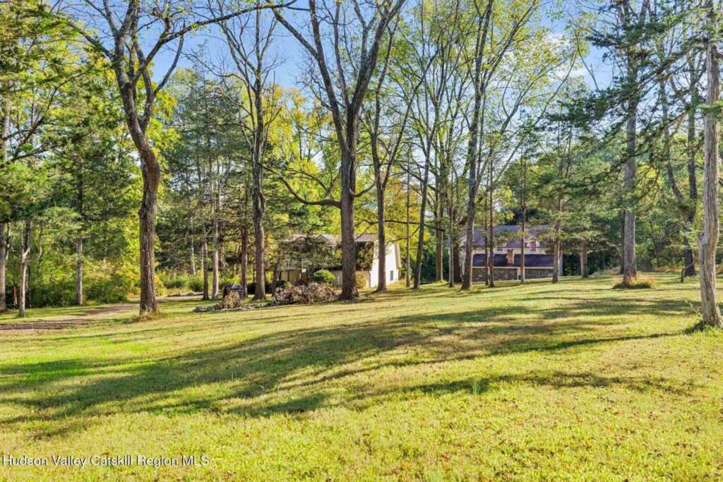 392-396 Cottekill Road, Stone Ridge, NY 12484 - Photo 21 of 34