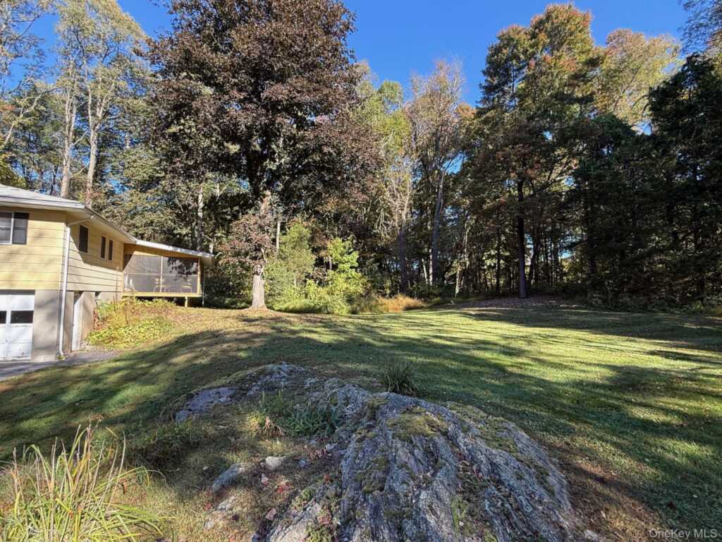 97 White Schoolhouse Road, Rhinebeck, NY 12572 - Photo 16 of 17