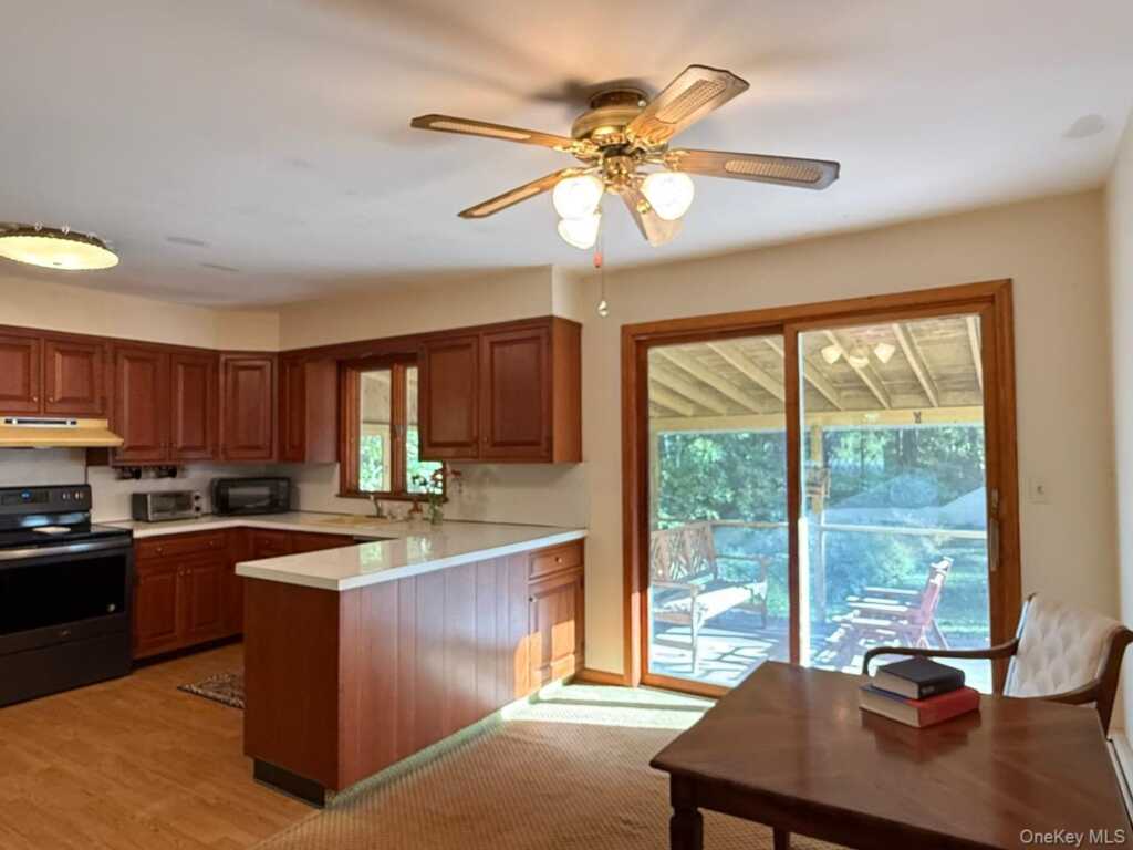 97 White Schoolhouse Road, Rhinebeck, NY 12572 - Photo 6 of 17