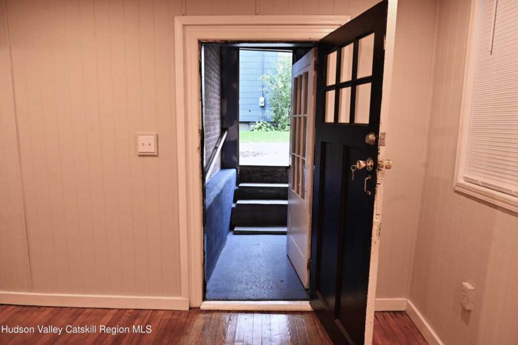 24 Crane Street, Unit #Lower, Kingston, NY 12401 - Photo 2 of 14