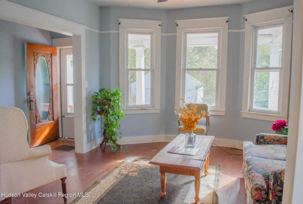 11 3rd, Kingston, NY 12401 - Photo 2 of 34