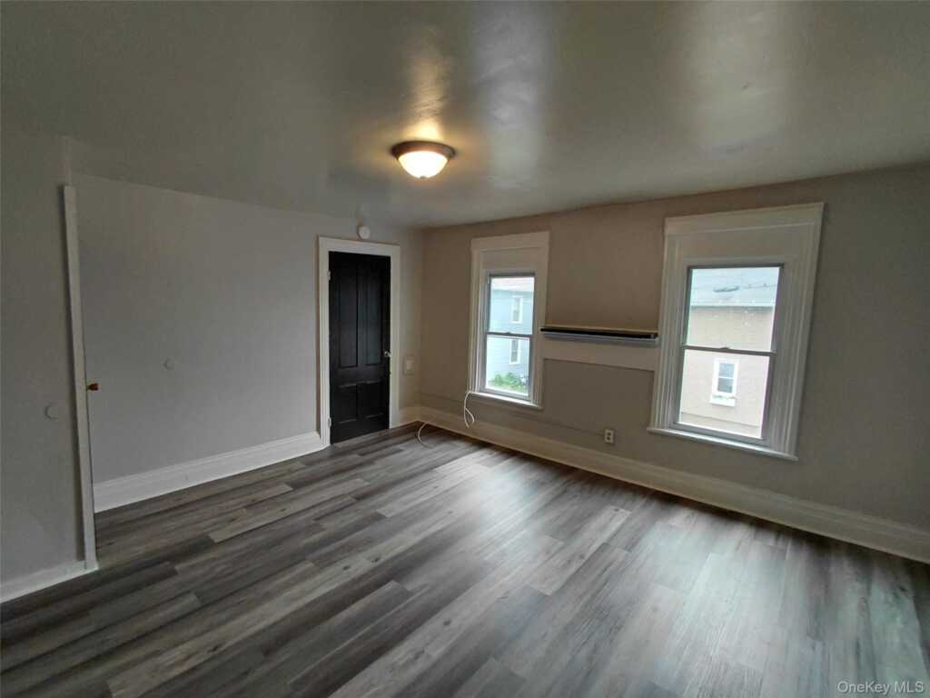 87 Pierpont Street, Unit #4, Kingston, NY 12401 - Photo 11 of 13