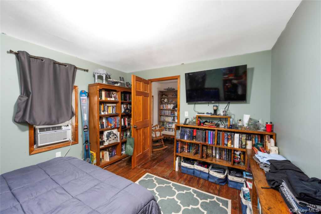 191 White Schoolhouse Rd, Rhinebeck, NY 12572 - Photo 16 of 39