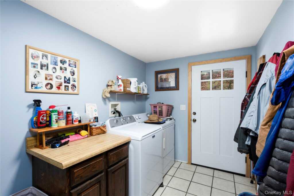 191 White Schoolhouse Rd, Rhinebeck, NY 12572 - Photo 18 of 39