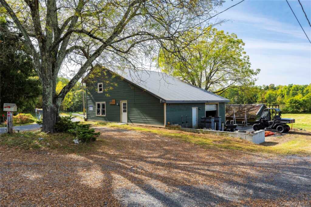 191 White Schoolhouse Rd, Rhinebeck, NY 12572 - Photo 27 of 39