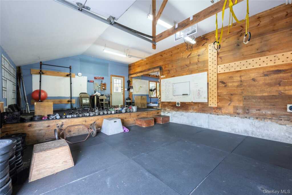 191 White Schoolhouse Rd, Rhinebeck, NY 12572 - Photo 28 of 39