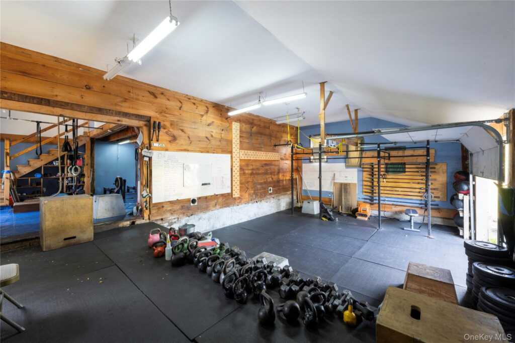 191 White Schoolhouse Rd, Rhinebeck, NY 12572 - Photo 29 of 39