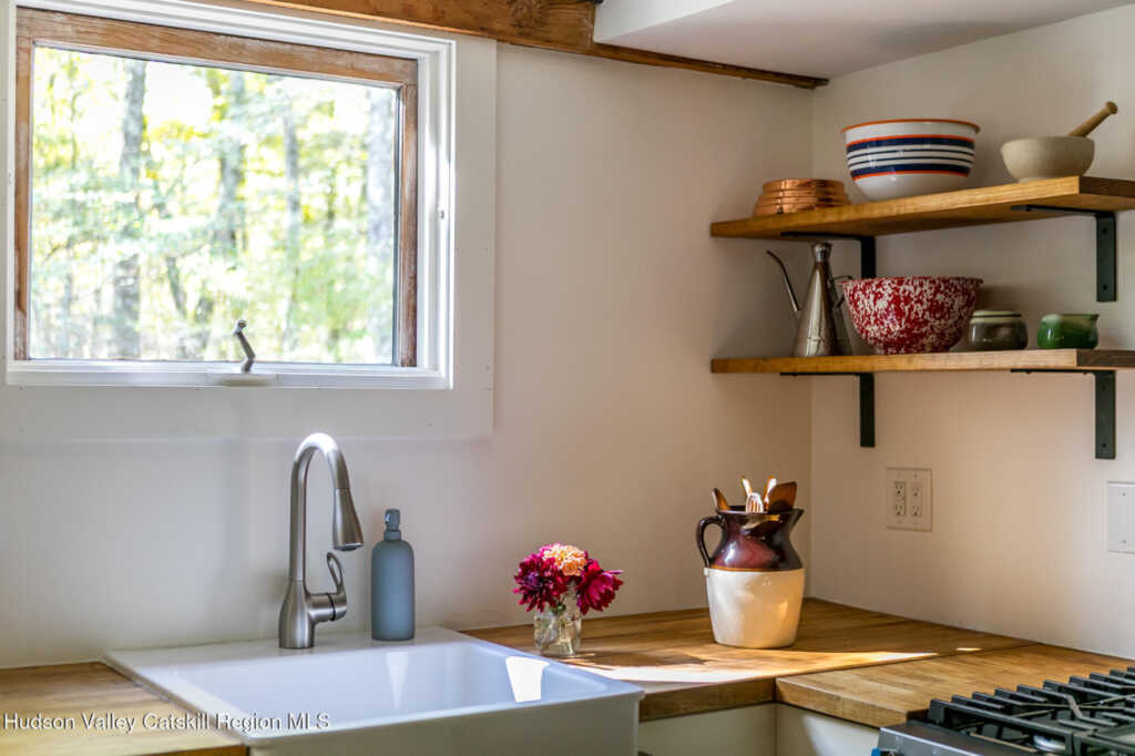 18 Niles Drive, Woodstock, NY 12498 - Photo 14 of 40