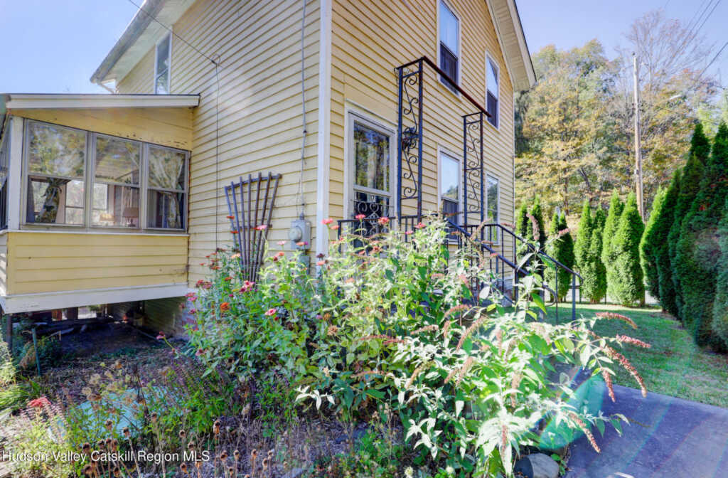 17 S Wall Street, Kingston, NY 12401 - Photo 2 of 27