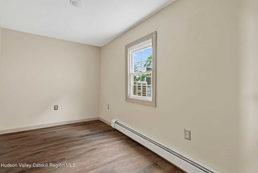 89 Spring Street, Kingston, NY 12401 - Photo 9 of 24