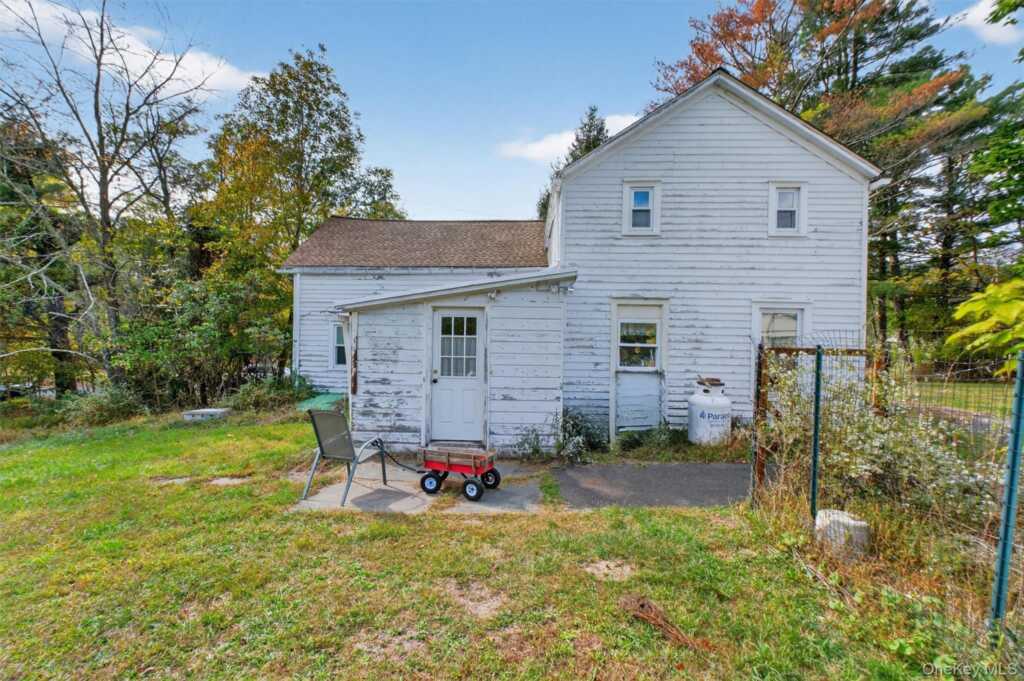 300 Band Camp Road, Saugerties, NY 12477 - Photo 10 of 48