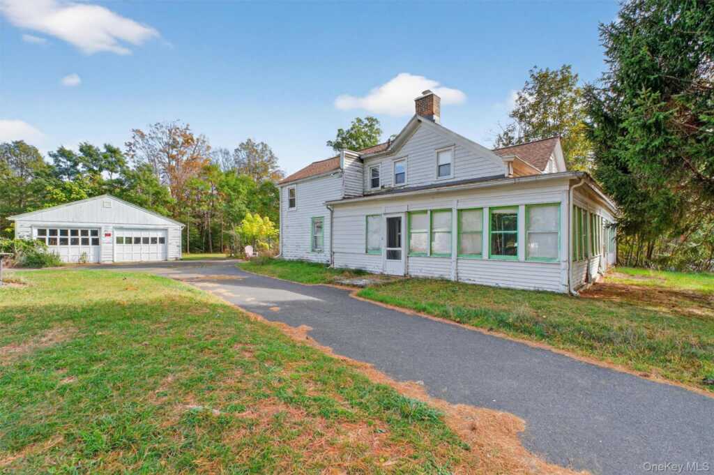 300 Band Camp Road, Saugerties, NY 12477 - Photo 12 of 48