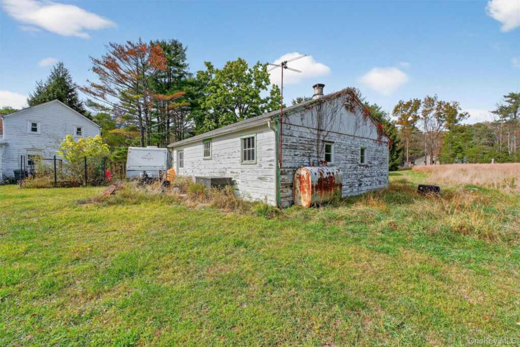 300 Band Camp Road, Saugerties, NY 12477 - Photo 16 of 48