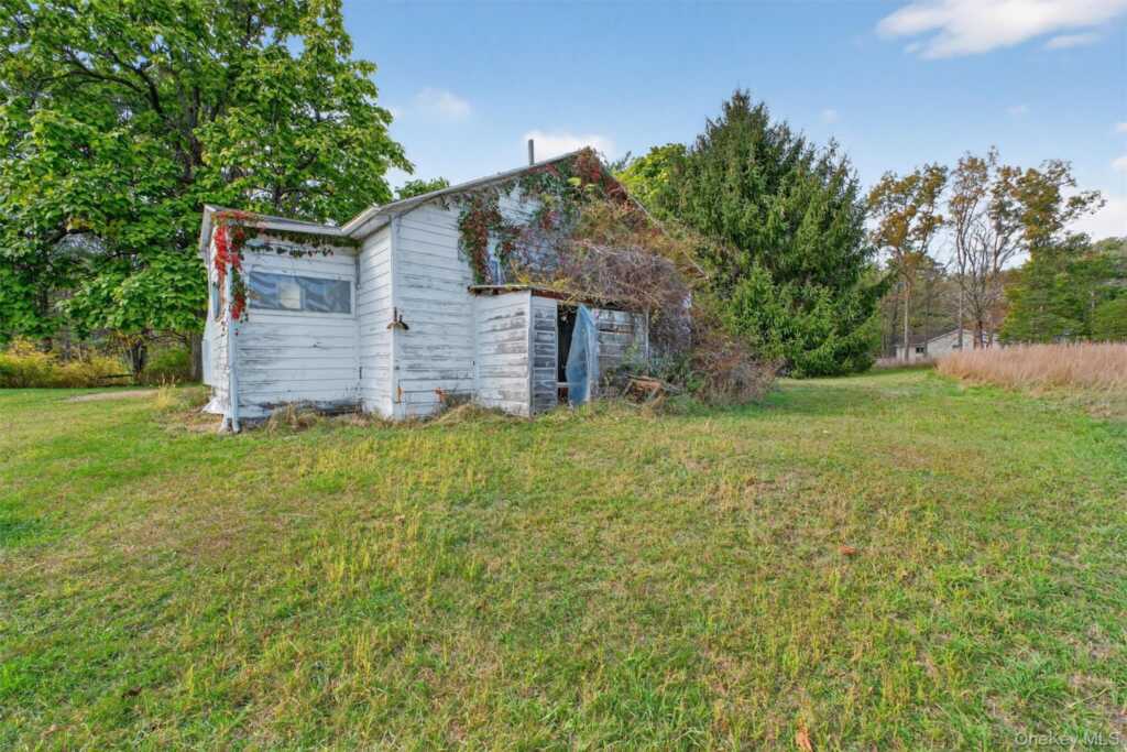 300 Band Camp Road, Saugerties, NY 12477 - Photo 22 of 48