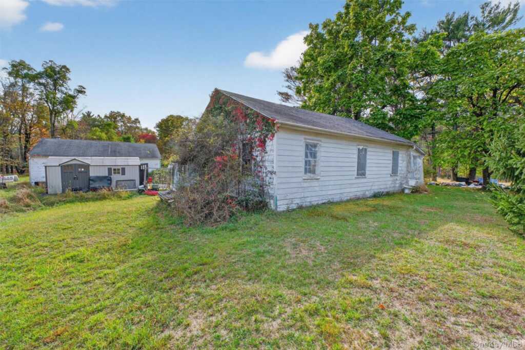 300 Band Camp Road, Saugerties, NY 12477 - Photo 23 of 48