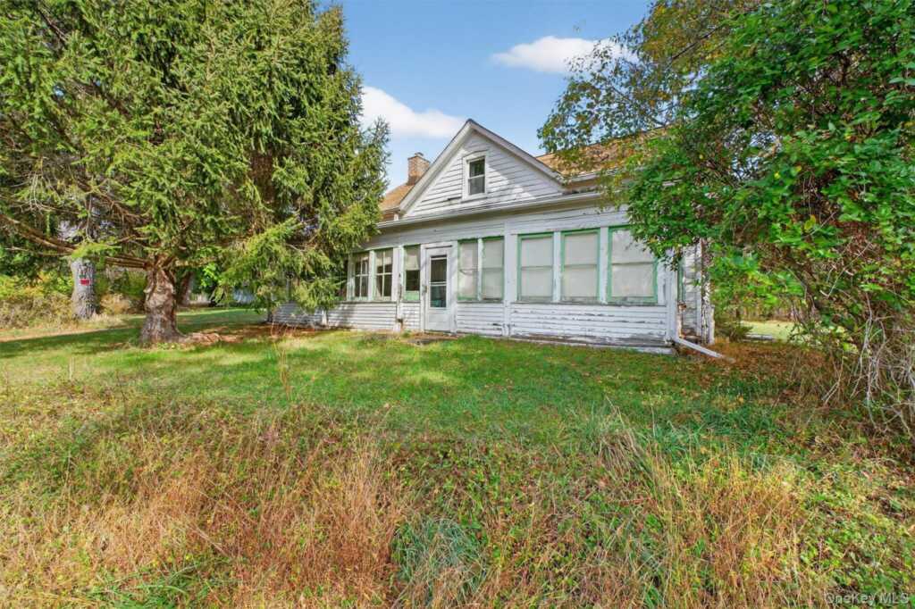 300 Band Camp Road, Saugerties, NY 12477 - Photo 3 of 48