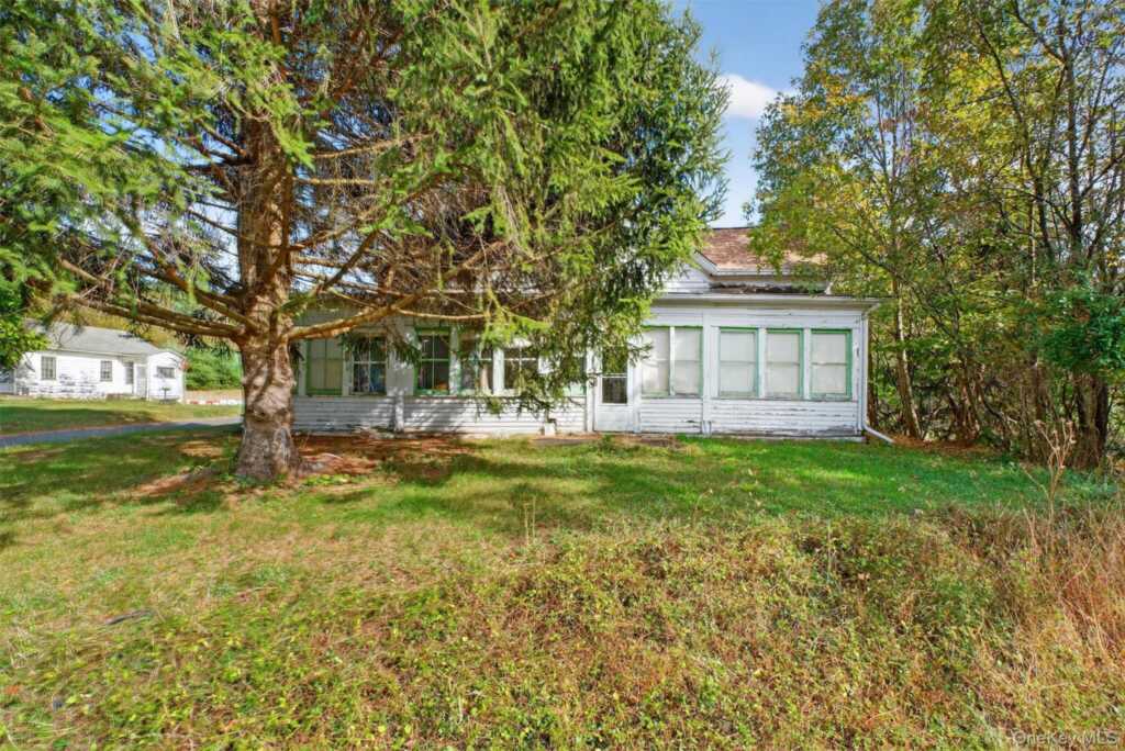 300 Band Camp Road, Saugerties, NY 12477 - Photo 4 of 48