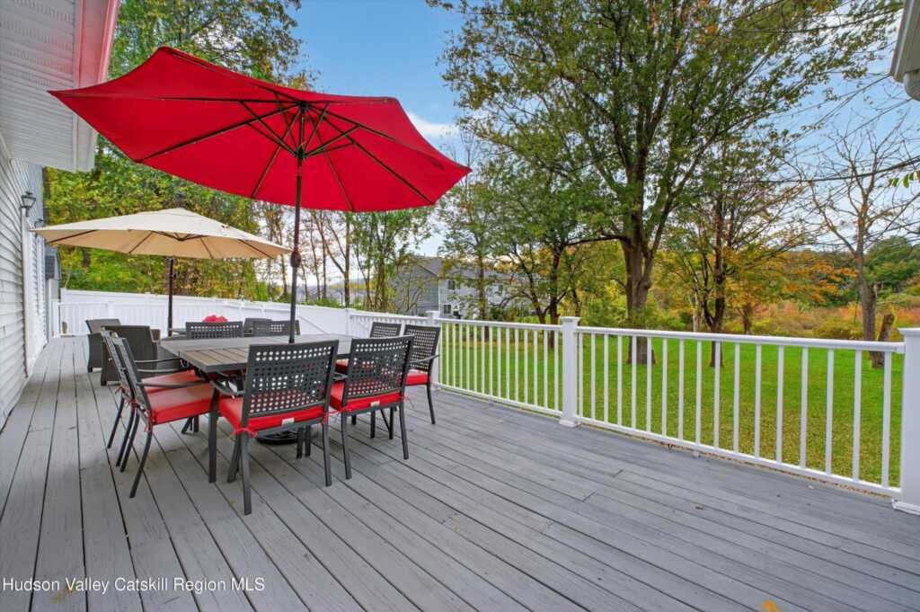 333 Canoe Hill Road, Saugerties, NY 12477 - Photo 5 of 33
