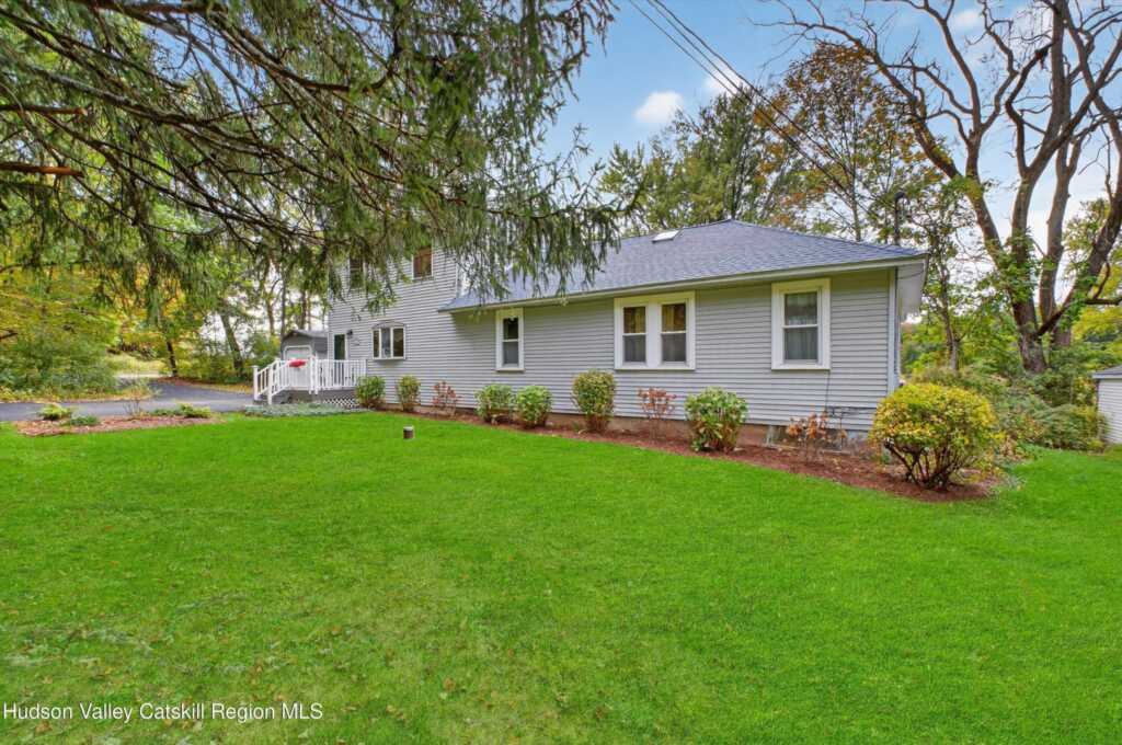 333 Canoe Hill Road, Saugerties, NY 12477 - Photo 6 of 33