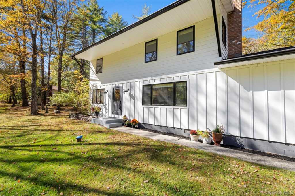 90 Van Dale Road, Woodstock, NY 12498 - Photo 3 of 50