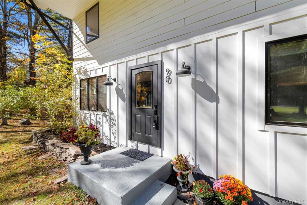 90 Van Dale Road, Woodstock, NY 12498 - Photo 4 of 50