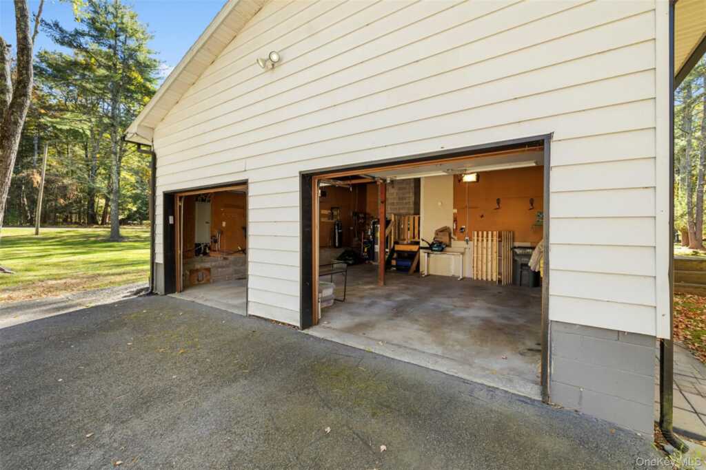 90 Van Dale Road, Woodstock, NY 12498 - Photo 47 of 50
