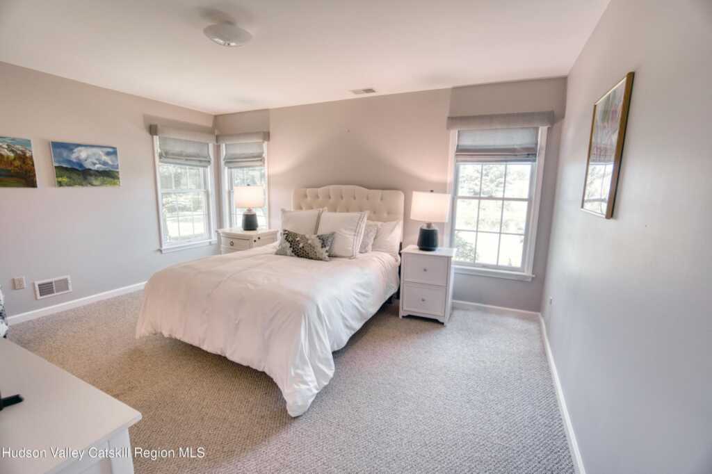208 Cinnamon Circle, Rhinebeck, NY 12572 - Photo 14 of 25