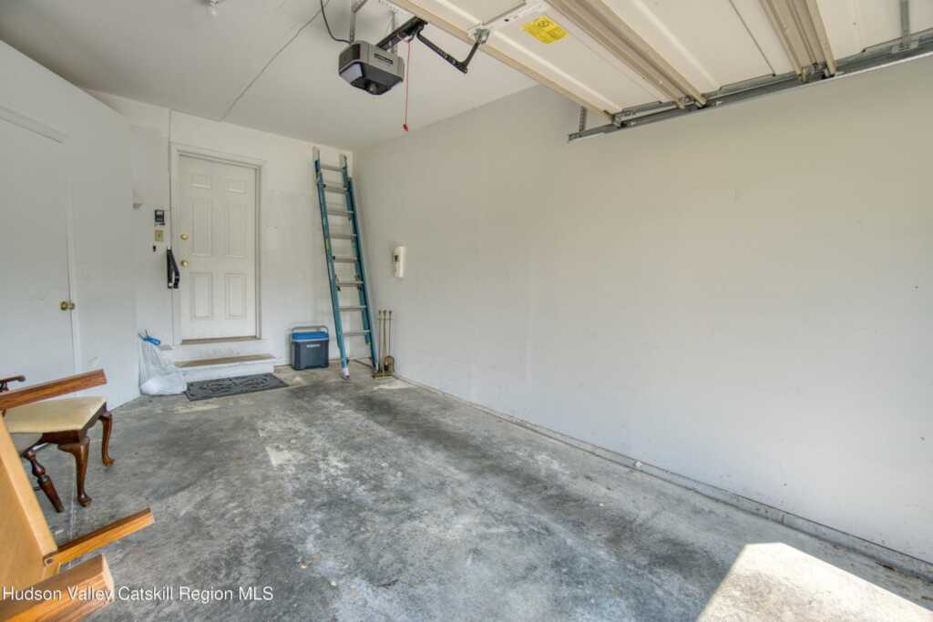 208 Cinnamon Circle, Rhinebeck, NY 12572 - Photo 24 of 25