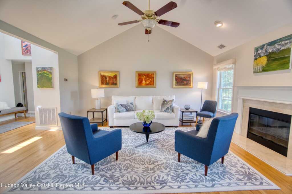 208 Cinnamon Circle, Rhinebeck, NY 12572 - Photo 4 of 25
