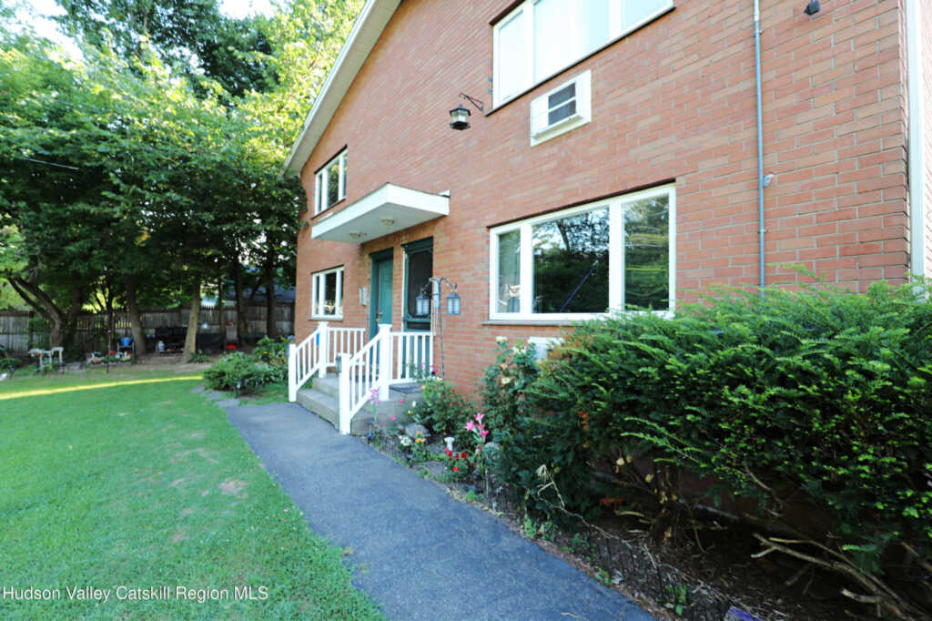 30 Lamb Avenue, Saugerties, NY 12477 - Photo 11 of 50