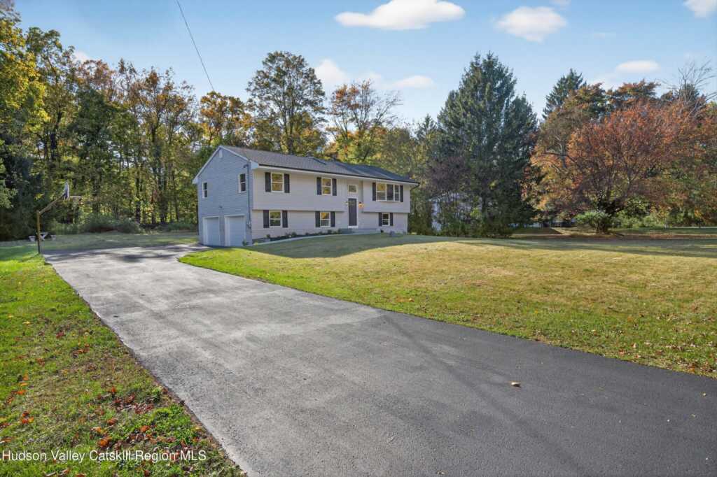 6 Pamal Lane, New Paltz, NY 12561 - Photo 3 of 43