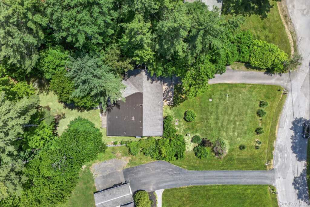 5 Lazy Brook Lane, Woodstock, NY 12498 - Photo 28 of 36