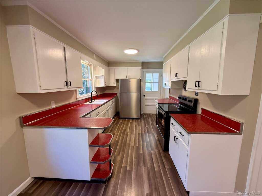 190 State Route 32, New Paltz, NY 12561 - Photo 4 of 22