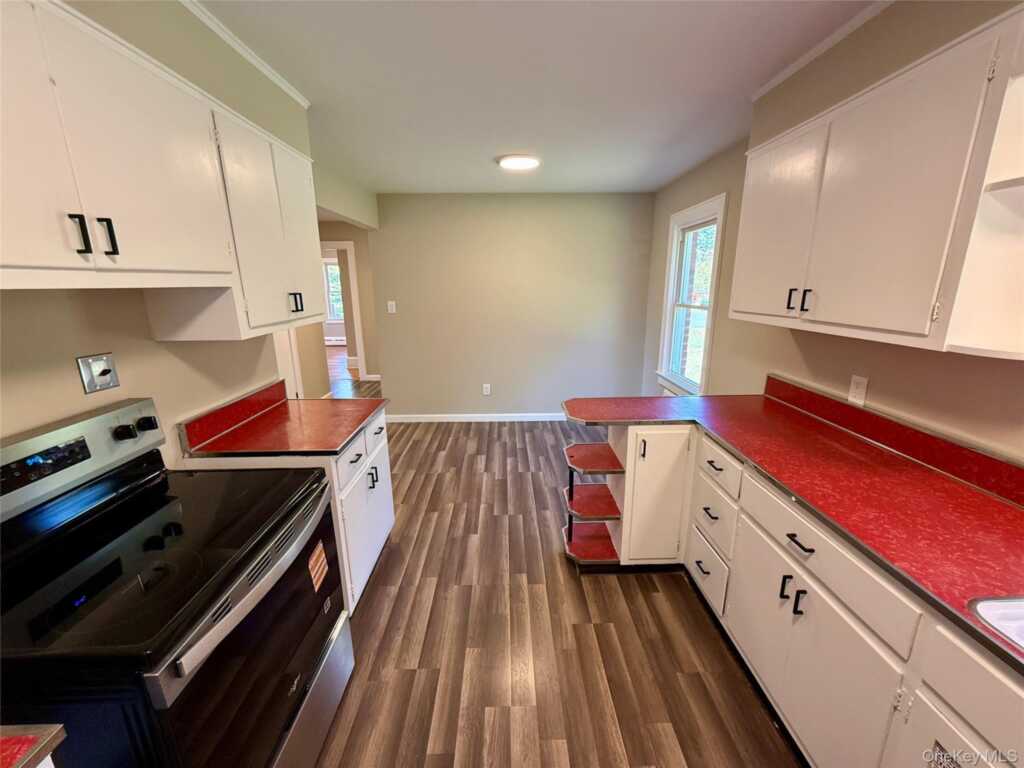 190 State Route 32, New Paltz, NY 12561 - Photo 7 of 22