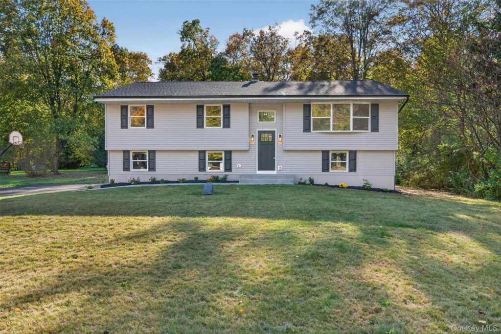 6 Pamal Lane, New Paltz, NY 12561