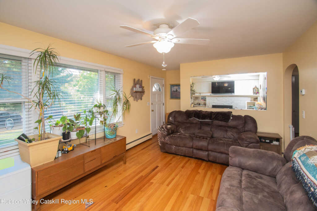 144 Hooker Street, Kingston, NY 12401 - Photo 3 of 22