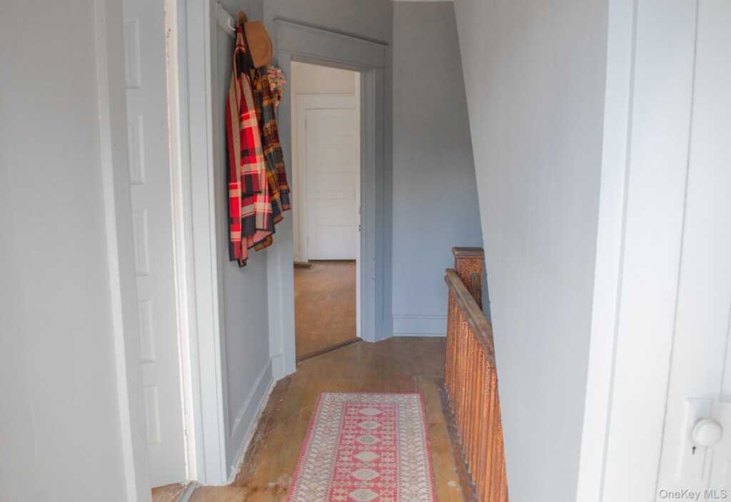 11 Third, Kingston, NY 12401 - Photo 16 of 34