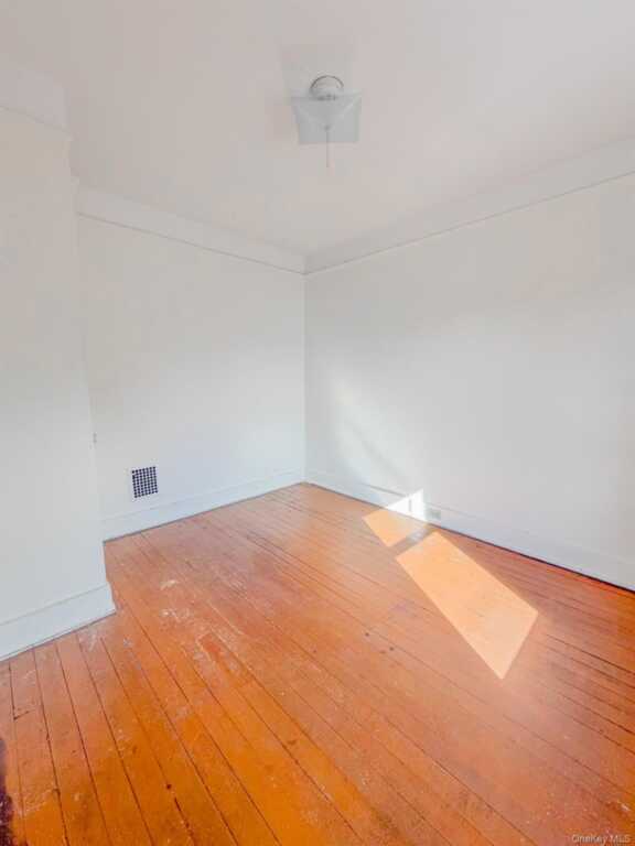 11 Third, Kingston, NY 12401 - Photo 18 of 34