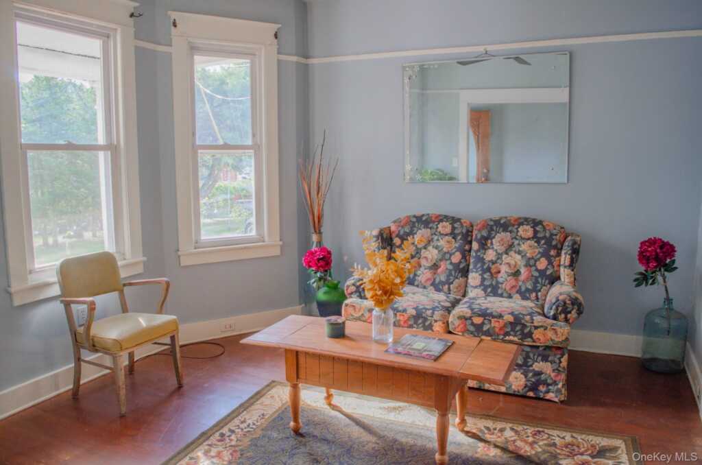 11 Third, Kingston, NY 12401 - Photo 3 of 34