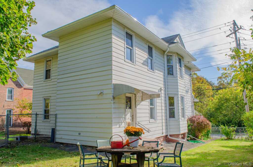 11 Third, Kingston, NY 12401 - Photo 33 of 34